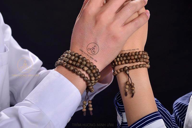 Vòng trầm hương tự nhiên 108 Trầm hương tự nhiên là gì