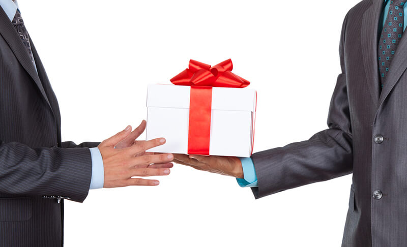 điều cần tránh khi chọn quà mừng tân gia