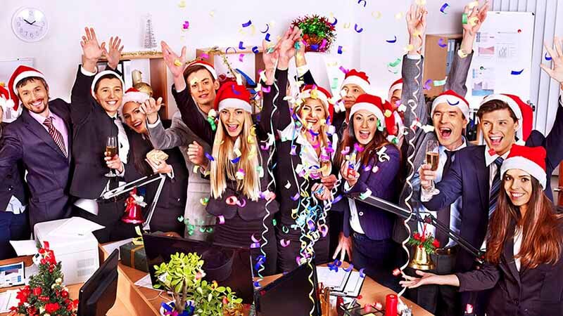 tổ chức một bữa tiệc nhỏ cho sếp