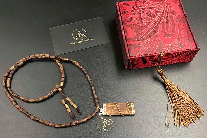 quà gì tặng mẹ thiết thực