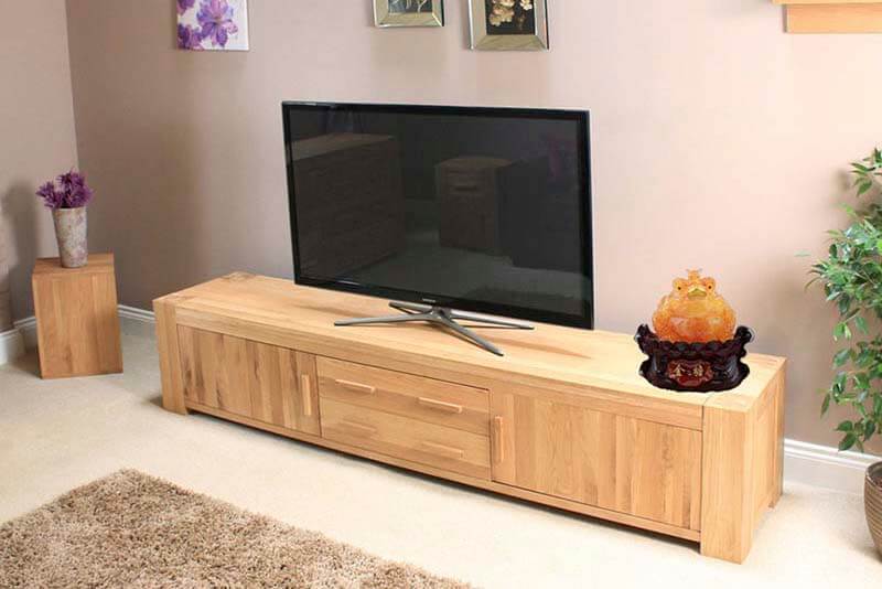 Trưng bày vật phẩm chiêu lộc, phong thủy